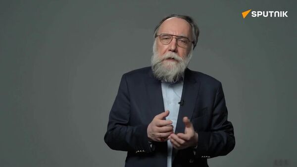 ظهور چین به عنوان دشمن شماره یک واشنگتن: نسخه دیجیتال دوگین - اسپوتنیک افغانستان  