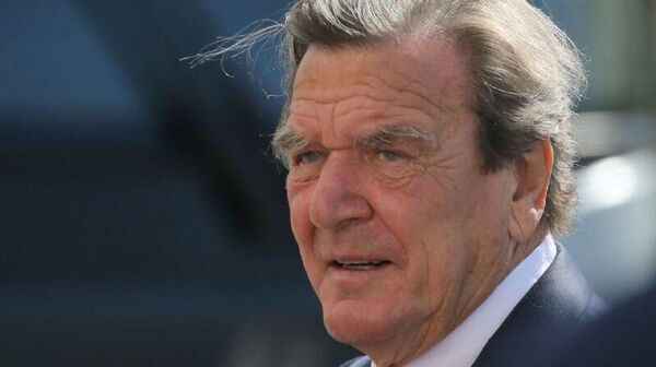 صدراعظم سابق آلمان گفت که اتحادیه اروپا با روند فعلی خود، اهمیت بین‌المللی خود را از دست می‌دهد - اسپوتنیک افغانستان  