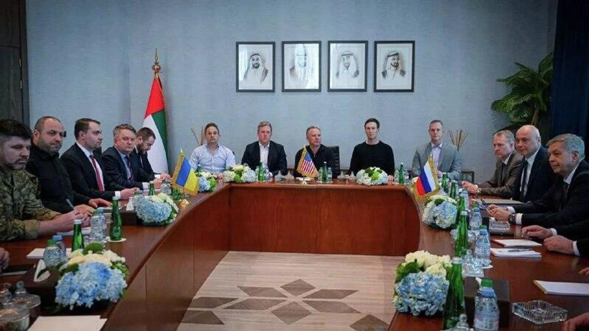 رسانهها: امریکا و اوکراین درباره نیروهای بیطرف یا منطقه غیرنظامی در دونباس گفتوگو کردهاند رسانهها: امریکا و اوکراین درباره نیروهای بیطرف یا منطقه غیرنظامی در دونباس گفتوگو کردهاند - اسپوتنیک افغانستان , 1920, 25.01.2026