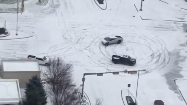 قطع برق بیش از 750 هزار خانه در ایالات متحده آمریکا به دلیل برف و کولاک - اسپوتنیک افغانستان  