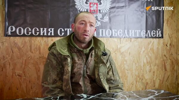 یک اسیر اوکراینی گفت برای گرفتاری مردان نظامیان اوکراینی از پهپاد استفاده می‌کردند - اسپوتنیک افغانستان  