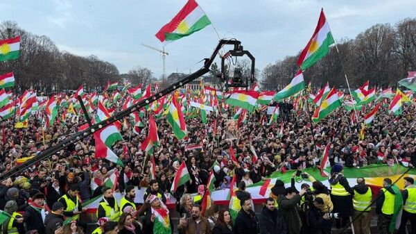 برگزاری تظاهرات حمایت از کردها در چندین شهر آلمان - اسپوتنیک افغانستان  