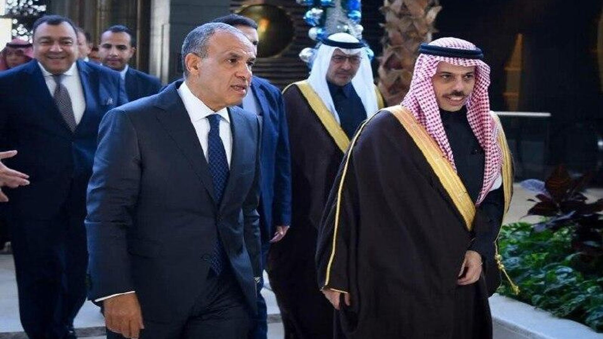 آیا میانجیگری کشورهای عربی میان واشنگتن و ایران در جلوگیری از سناریوی جنگ موفق خواهد بود؟ - اسپوتنیک افغانستان  , 1920, 02.02.2026