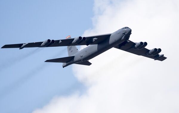 A US Air Force B-52 bomber flies over Training Range in Pabrade during a military exercise 'Iron Wolf 2016' some 60km.(38 miles) north of the capital Vilnius, Lithuania, Thursday, June 16, 2016. (AP Photo/Mindaugas Kulbis) - اسپوتنیک افغانستان  