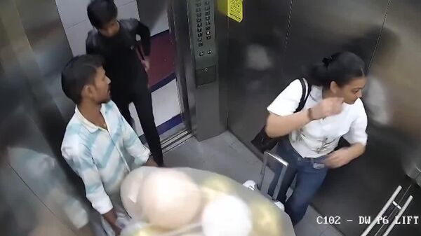 انفجار بالن‌های گاز در آسانسوری در هند - اسپوتنیک افغانستان  