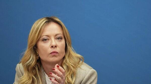 دیدار نخست وزیر ایتالیا با وزیر خارجه و معاون ترامپ در حاشیه‌ی افتتاحیهِ بازی‌های المپیک زمستانی در میلان - اسپوتنیک افغانستان  