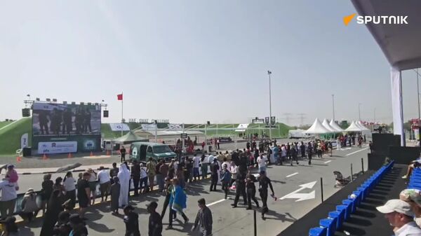 تصاویر (گزارش ویدیویی اسپوتنیک) از مراسم افتتاح مسابقات قهرمانی امارات در عملیات‌های تاکتیکی - اسپوتنیک افغانستان  