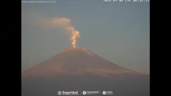 خروش بیست‌باره آتشفشان پوپوکات‌پتل در یک روز - اسپوتنیک افغانستان  