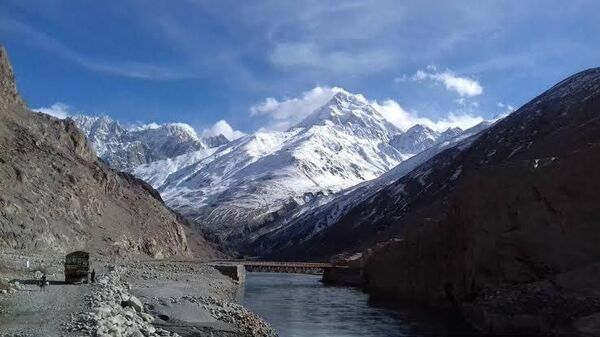 کشته و زخمی شدن 15 تن در یک رویداد ترافیکی در بدخشان - اسپوتنیک افغانستان  