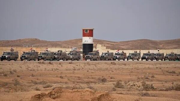 جا به جایی هزاران زندانی داعش* از سوریه به عراق - اسپوتنیک افغانستان  