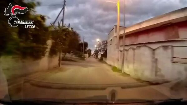 یک مرد ایتالیایی بیست خشت طلا را به سطل زباله انداخت - اسپوتنیک افغانستان  