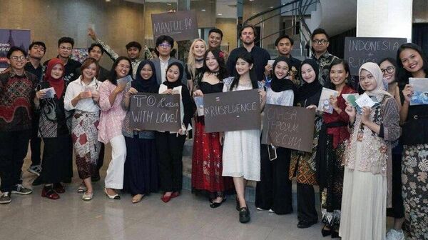 بلاگرهای اندونزیایی خانه‌های خود را با پوسترهایی از نقل‌قول‌های پوتین تزئین کردند - اسپوتنیک افغانستان  