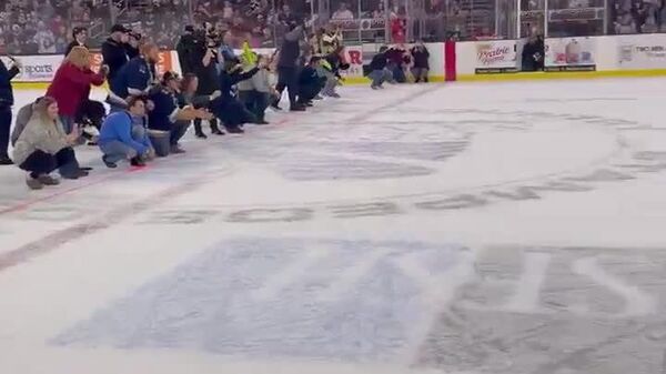 مسابقه سالانه دویدن سگ‌های داشهوند در روی یخ - اسپوتنیک افغانستان  