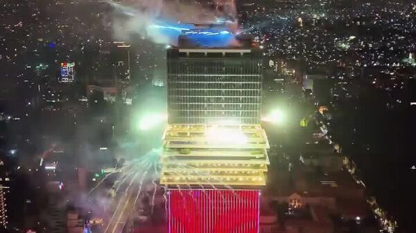 نمایش آتش بازی در شهرهای مختلف سراسر ویتنام به مناسبت سال نو قمری - اسپوتنیک افغانستان  