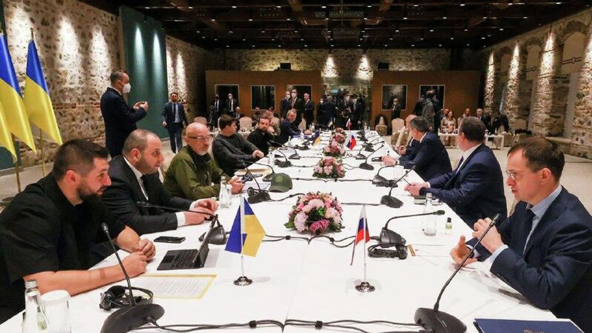 پایان گفت و گو میان روسیه، امریکا و اوکراین پایان گفت و گو میان روسیه، امریکا و اوکراین - اسپوتنیک افغانستان , 1920, 18.02.2026