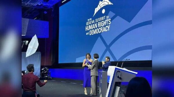 مرضیه حمیدی، ورزشکار اهل افغانستان برنده‌ی جایزه حقوق زنان نشست ژنو شد - اسپوتنیک افغانستان  