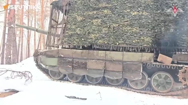 وزارت دفاع روسیه تصاویری از هدف قرار دادن نیروهای اوکراینی را منتشر کرد - اسپوتنیک افغانستان  