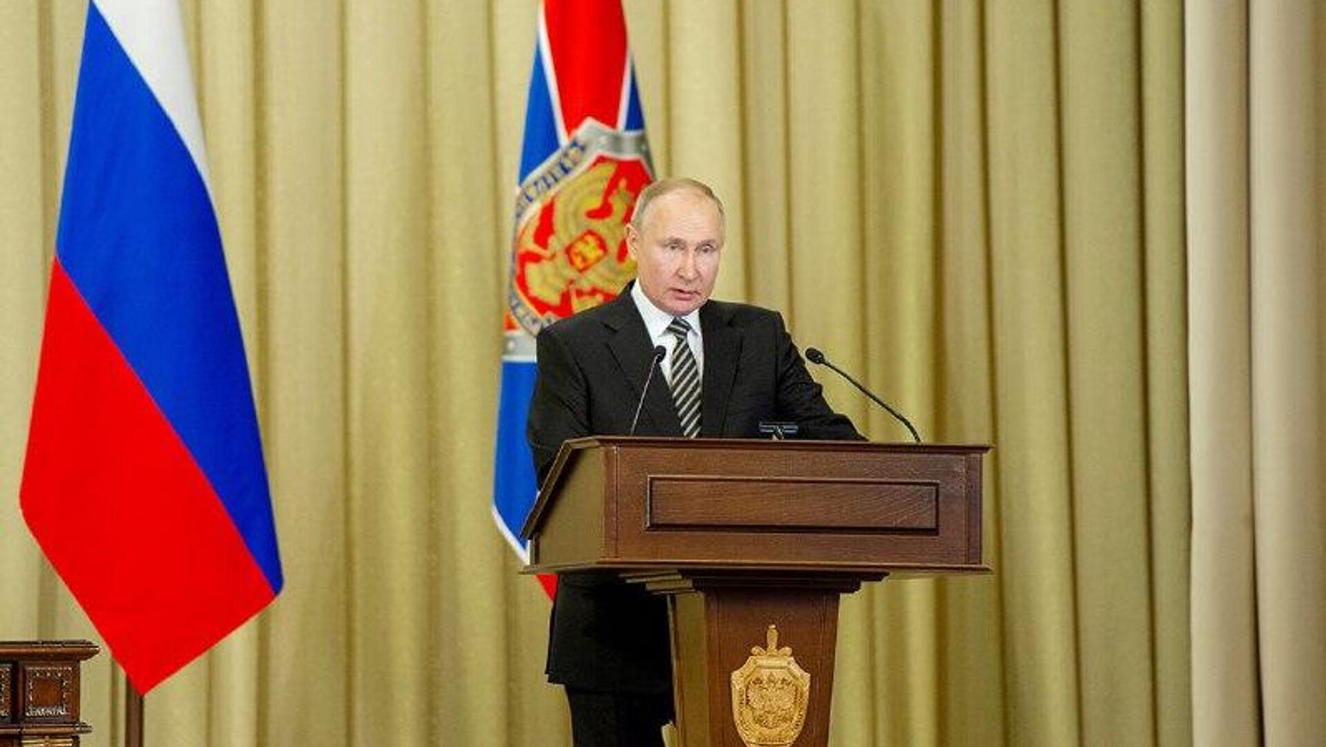 پوتین: وضعیت کنونی بینالمللی دشوار و پیچیده است پوتین: وضعیت کنونی بینالمللی دشوار و پیچیده است - اسپوتنیک افغانستان , 1920, 24.02.2026