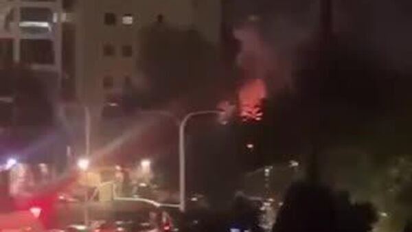 تصاویری از محل اصابت یکی از موشک‌هایی که در تل‌آویو سقوط کرد - اسپوتنیک افغانستان  