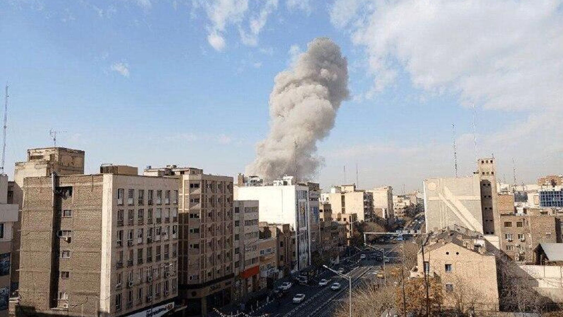 درپی حملات آمریکا و اسرائیل به ایران 555 تن جان باختند درپی حملات آمریکا و اسرائیل به ایران 555 تن جان باختند - اسپوتنیک افغانستان , 1920, 02.03.2026