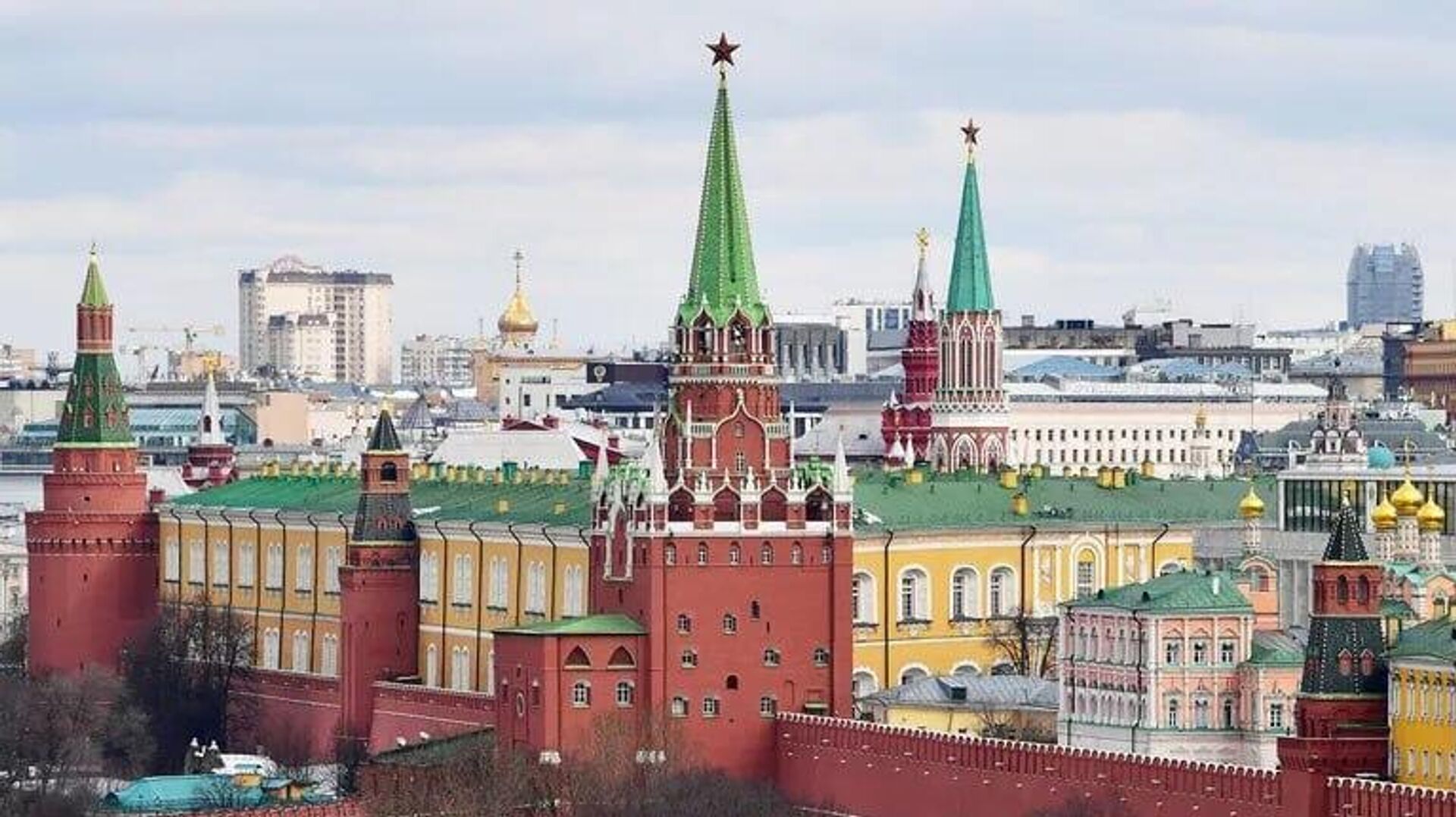 سخنگوی کرملین: پوتین تمام تلاش خود را برای کمک به کاهش تنشها در خاورمیانه انجام میدهد سخنگوی کرملین: پوتین تمام تلاش خود را برای کمک به کاهش تنشها در خاورمیانه انجام میدهد - اسپوتنیک افغانستان , 1920, 03.03.2026