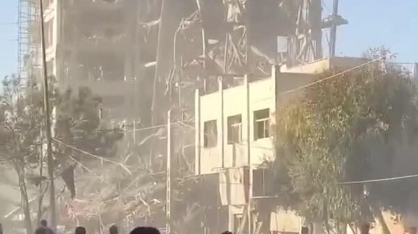 یورش موشکی امریکا و اسرائیل به دفتر مجلس خبرگان در قم - اسپوتنیک افغانستان  