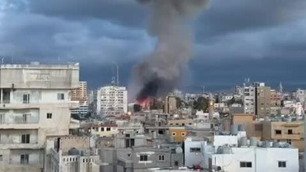 رسانه ها: شهرهای نبطیه و صور در جنوب لبنان تقریباً همزمان مورد حمله هوایی اسرائیل قرار گرفتند - اسپوتنیک افغانستان  