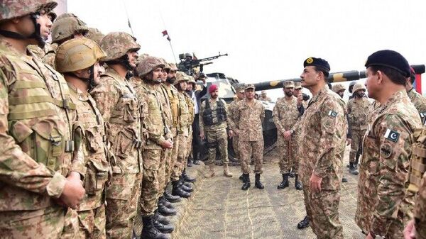 تروریست‌ها، پناهندگان و عامل شیعه: چرا پاکستان از نزدیک جنگ ایران را زیر نظر دارد - اسپوتنیک افغانستان  