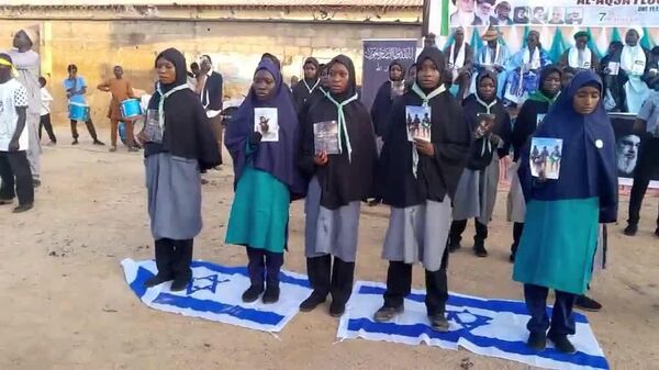 راهپیمایی همبستگی با ایران در شمال نیجریه - اسپوتنیک افغانستان  