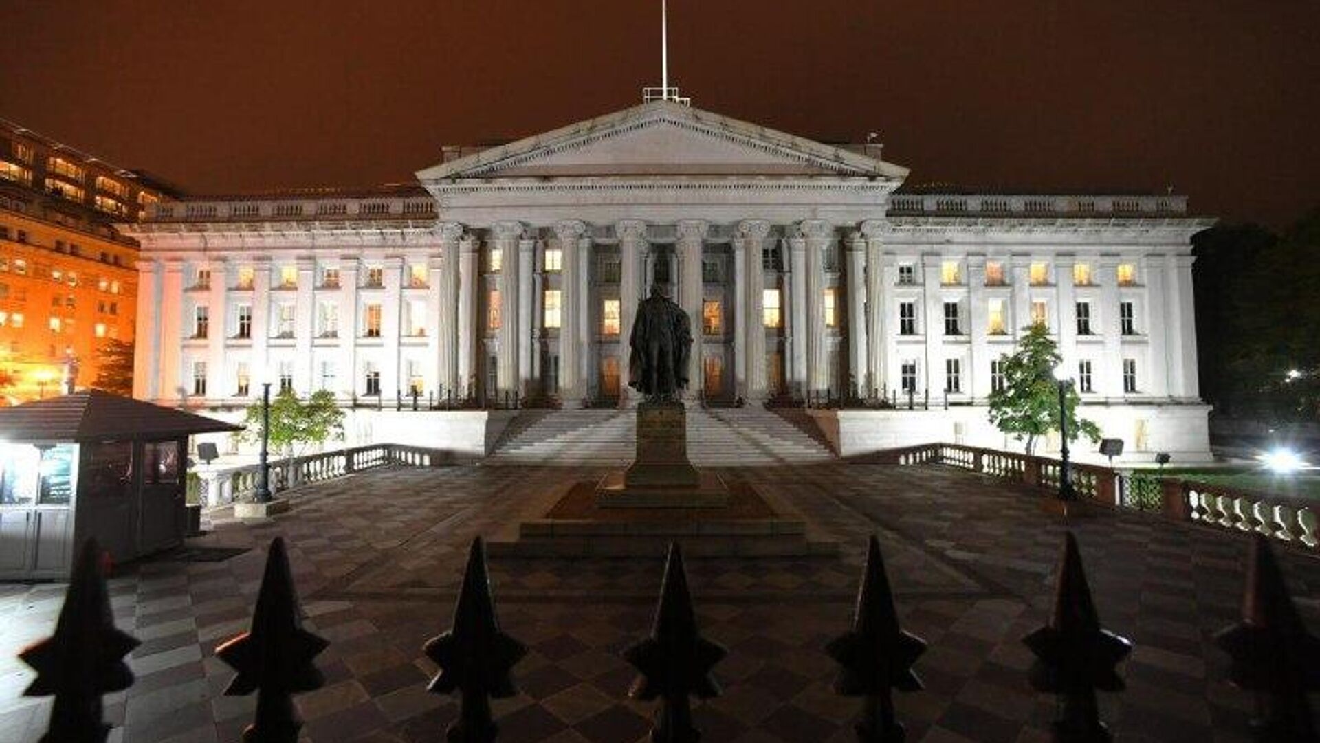 امتناع سنای آمریکا از محدود کردن اختیارات جنگی ترامپ برای عملیات در ایران امتناع سنای آمریکا از محدود کردن اختیارات جنگی ترامپ برای عملیات در ایران - اسپوتنیک افغانستان , 1920, 05.03.2026