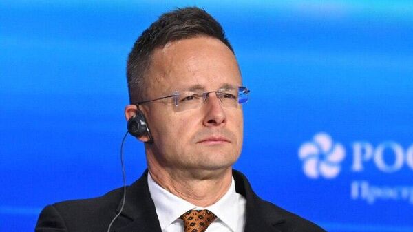 سیارتو: کی‌یف در تلاش برای محاصره کامل انرژی هنگری است - اسپوتنیک افغانستان  