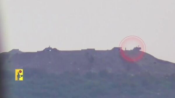 تصاویری از اصابت موشک‌های هدایت‌شونده به مواضع ارتش اسرائیل - اسپوتنیک افغانستان  