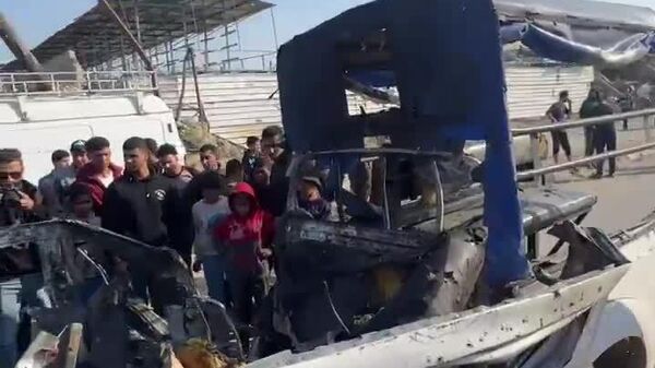 حماس: کشته شدن یک رئیس پلیس و هشت افسر در حمله هوایی به یک موتر پلیس در مرکز غزه، نشان‌دهنده تشدید بیشتر جنایات وحشیانه اسرائیل است - اسپوتنیک افغانستان  