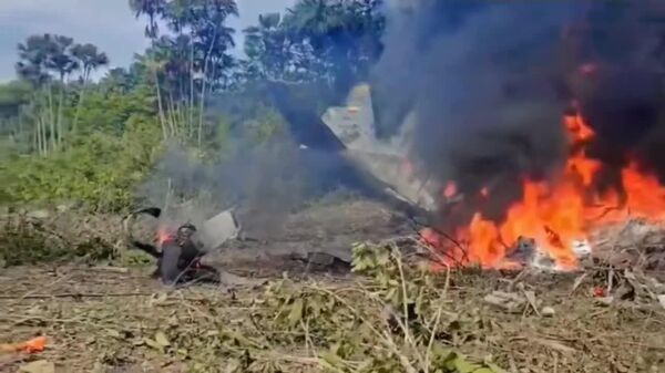 جزئیاتی تازه از سقوط هواپیمای نظامی در کلمبیا با 125 سرنشین - اسپوتنیک افغانستان  