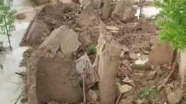 جاری شدن سیل در برخی از ولسوالی‌های هرات - اسپوتنیک افغانستان  