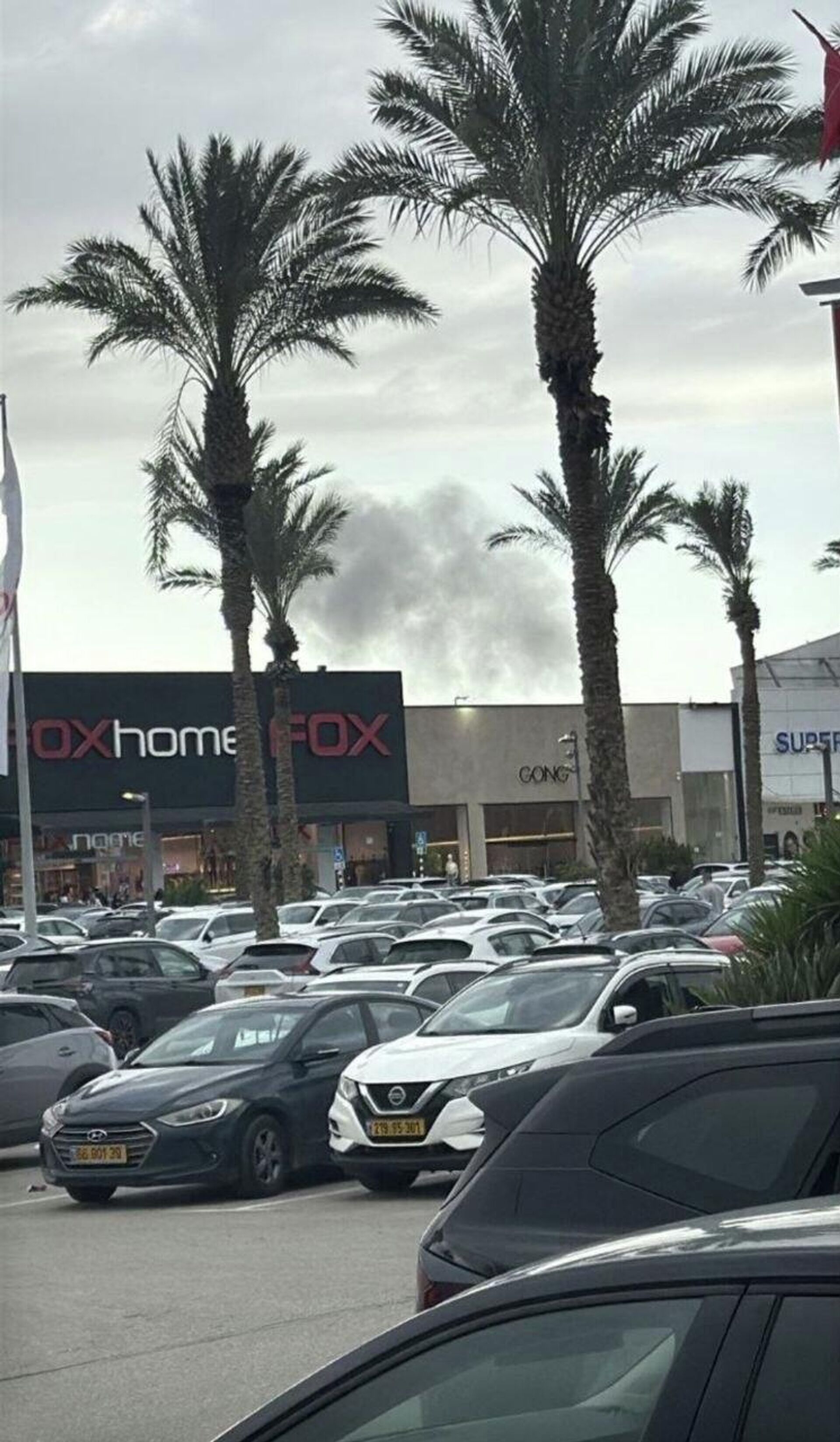 اصابت موشک‌های ایرانی باز هم ستون‌های دود را در بئرالسبع بلند کرد - اسپوتنیک افغانستان  , 1920, 29.03.2026