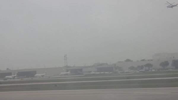 نزدیک شدن یک پهپاد به چرخبال ترامپ - اسپوتنیک افغانستان  