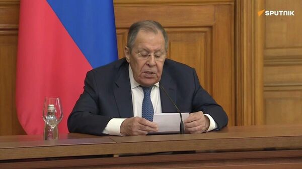 تأکید لاوروف بر آتش‌بس فوری در خاورمیانه و گسترش همکاری‌های روسیه و مصر - اسپوتنیک افغانستان  