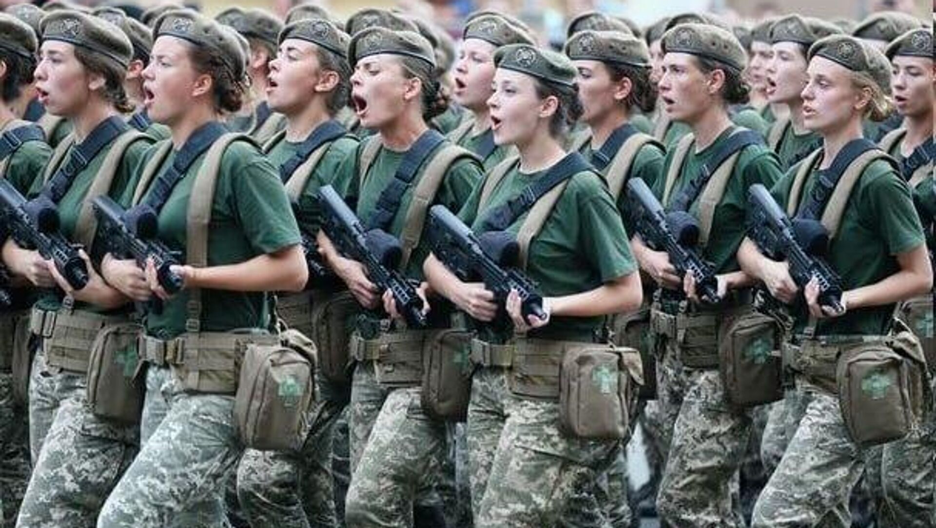 خط مقدم برای فقرا؟ انتقاد از فراخوان حضور زنان در جنگ اوکراین خط مقدم برای فقرا؟ انتقاد از فراخوان حضور زنان در جنگ اوکراین - اسپوتنیک افغانستان , 1920, 04.04.2026