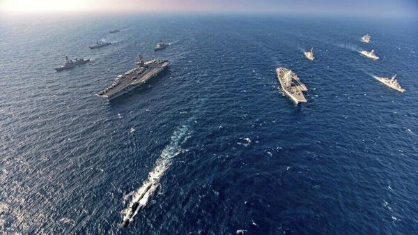 سپاه پاسداران: ناو بالگردبر و آبی-خاکی آمریکا پس حملات ارتش ایران عقب‌نشینی کرد - اسپوتنیک افغانستان  