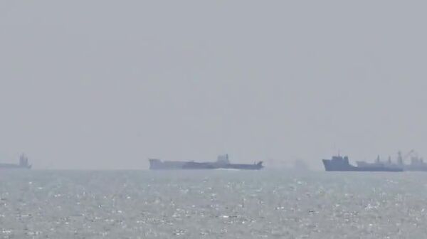 آخرین وضعیت ترافیک کشتی‌ها در تنگه ای هرمز - اسپوتنیک افغانستان  