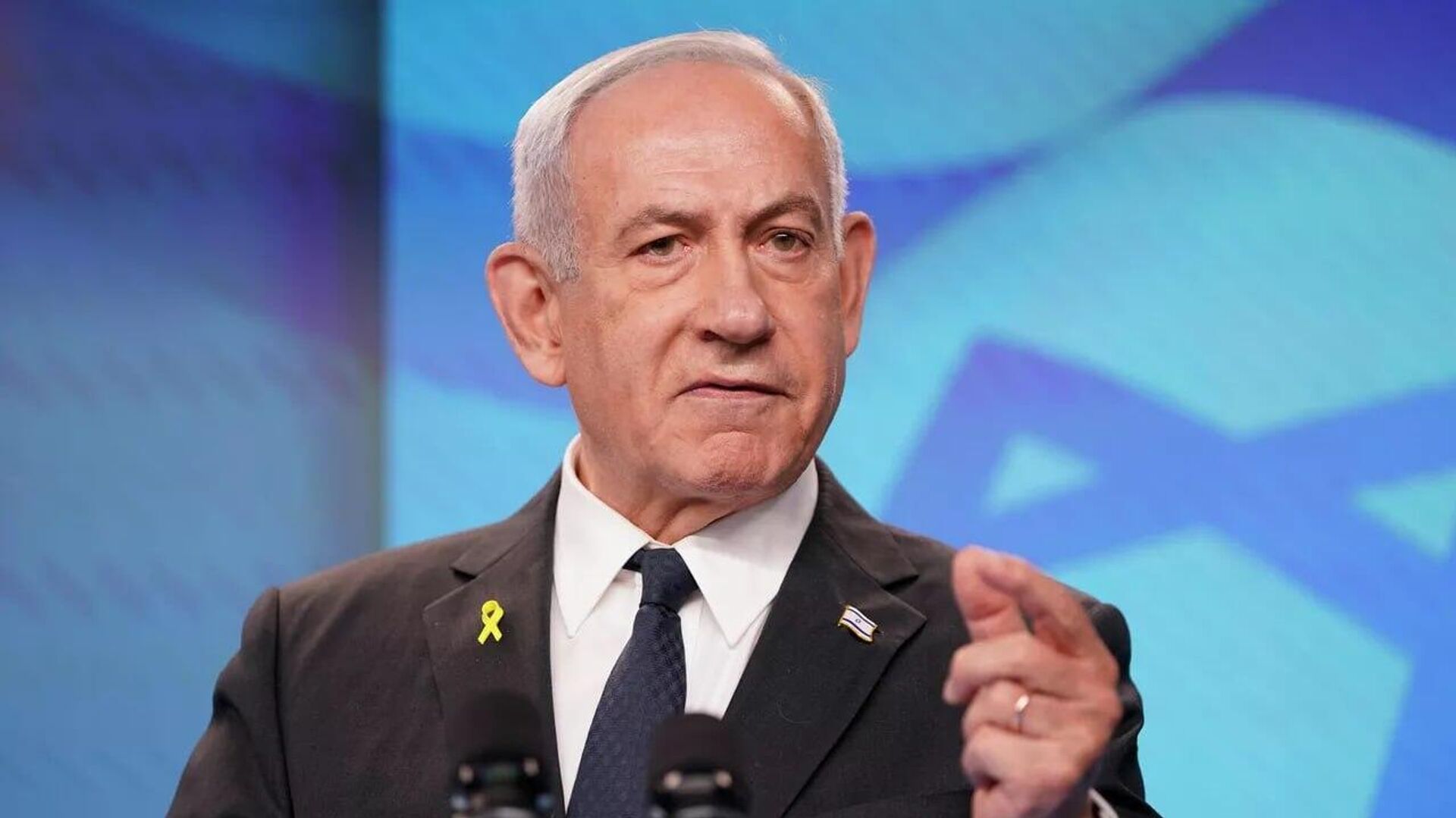 نتانیاهو: اسرائیل با آتشبس موافقت کرده است اما نیروهای ما در لبنان باقی خواهند ماند نتانیاهو: اسرائیل با آتشبس موافقت کرده است اما نیروهای ما در لبنان باقی خواهند ماند - اسپوتنیک افغانستان , 1920, 16.04.2026