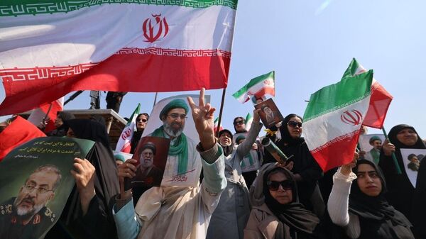 تحلیلگر: ایران نظم نواستعماری آمریکا را رد می‌کند - اسپوتنیک افغانستان  