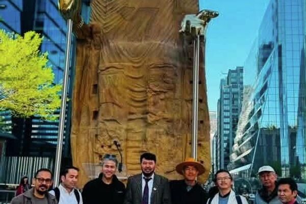 رونمایی از پیکره ای بودای بامیان «نوری که جهان را روشن می‌کند» در نیویارک - اسپوتنیک افغانستان  