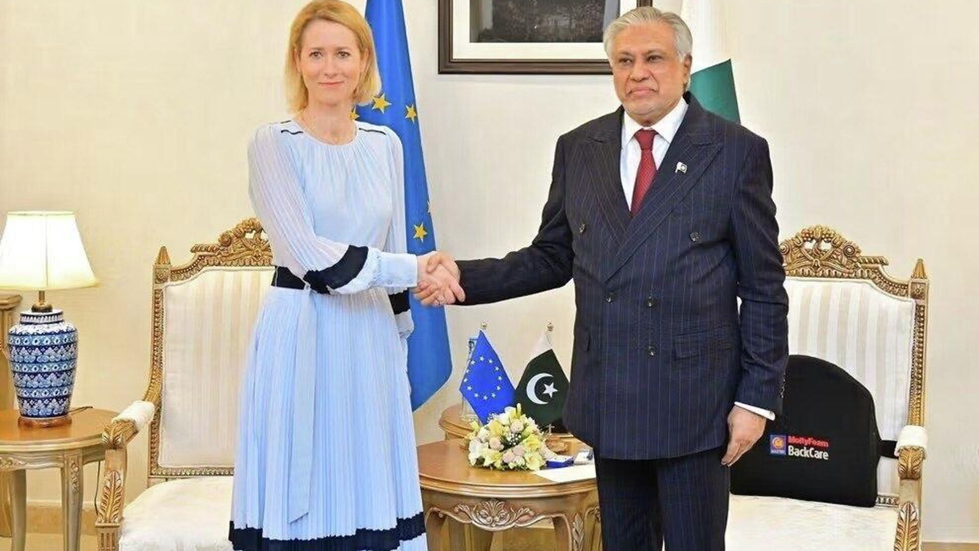 درخواست اتحادیه اروپا از پاکستان و افغانستان برای حل تنش ها درخواست اتحادیه اروپا از پاکستان و افغانستان برای حل تنش ها - اسپوتنیک افغانستان , 1920, 01.06.2026