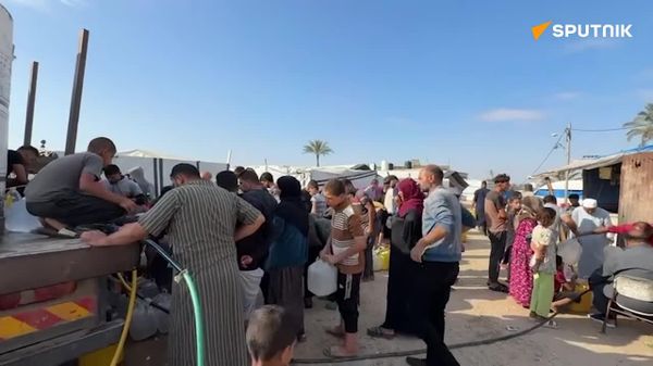 گزارش خبرنگار اسپوتنیک از غزه: آشفتگی آب، جان آوارگان را تهدید میکند - اسپوتنیک افغانستان  