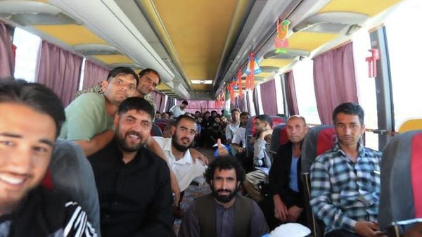 انتقال 162 زندانی افغان از ایران؛ یک زندانی ایرانی از افغانستان بازگردانده شد - اسپوتنیک افغانستان  