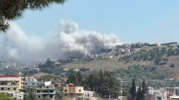 با وجود آتش بس، ارتش اسرائیل شهرهای جنوب لبنان را آماج یورشهای سنگین خود قرار داد - اسپوتنیک افغانستان  