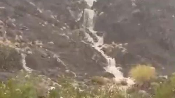 بارش شدید باران در عمان ناشی از ورود موج ناپایدار جوی - اسپوتنیک افغانستان  