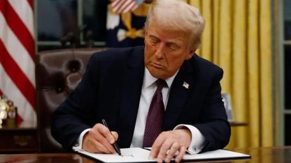 درخواست بودجه 672 میلیون دالری دولت ترامپ از کنگره با هدف خارجسازی مواد هستهای ایران - اسپوتنیک افغانستان  